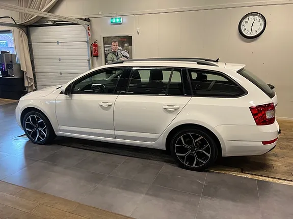 Skoda Octavia 2014 photo 4