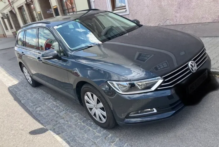 Volkswagen Passat 2018 photo 3