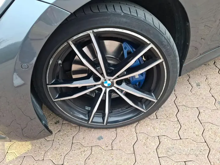 BMW 330D 2019 photo 3