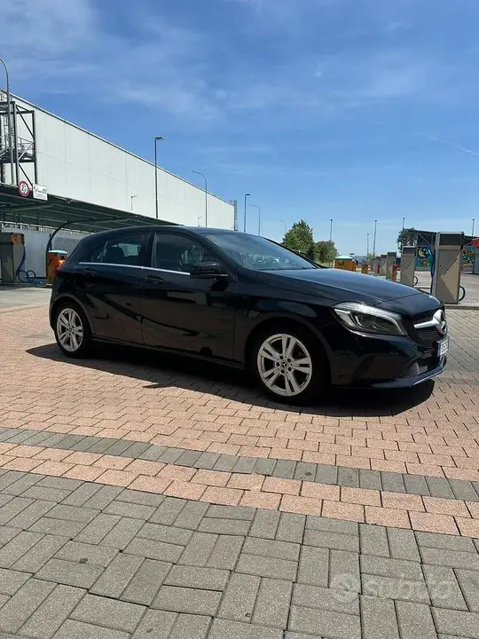 Mercedes-Benz A-Class 2018 photo 4