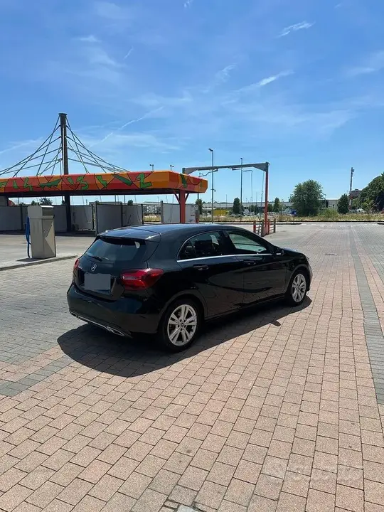 Mercedes-Benz A-Class 2018 photo 3