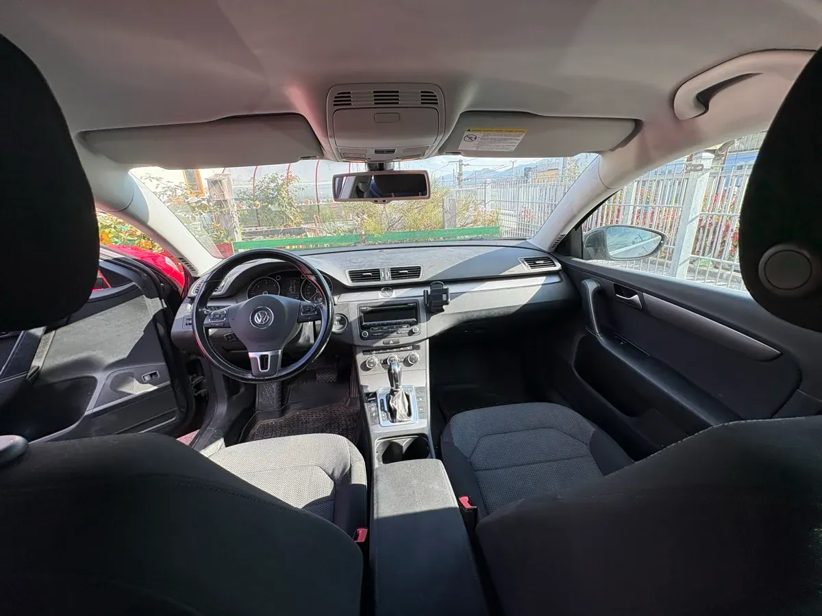Volkswagen Passat 2013 photo 3