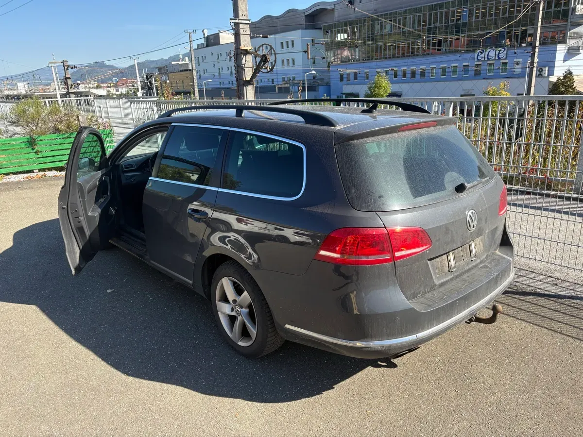 Volkswagen Passat 2013 photo 2