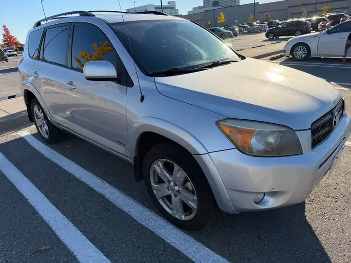 Toyota Rav4 2008 photo 5