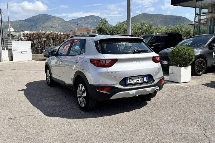Kia Stonic 2023 photo 5