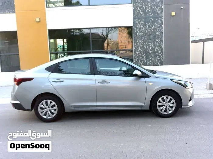 Hyundai Accent 2023 photo 2