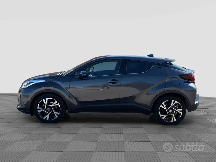 Toyota C-Hr 2024 photo 2