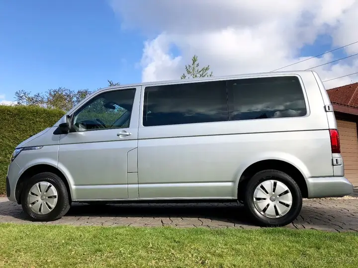 Volkswagen Caravelle 2021 photo 3