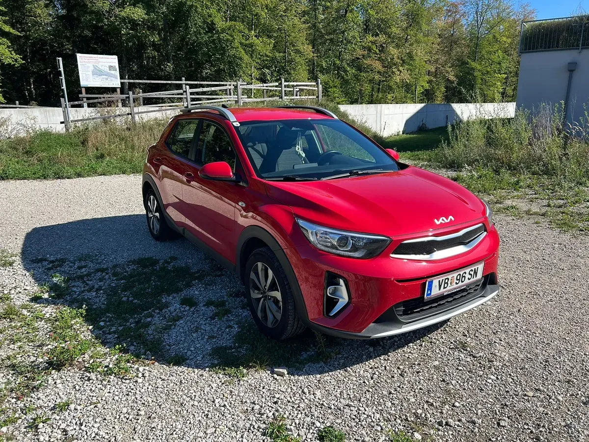 Kia Stonic 2024 photo 2