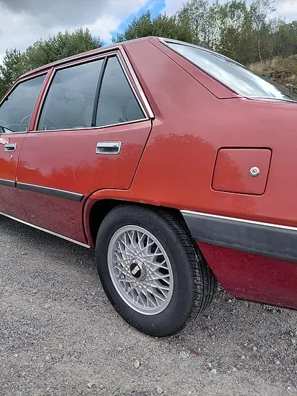 Mitsubishi Galant 1981 photo 5