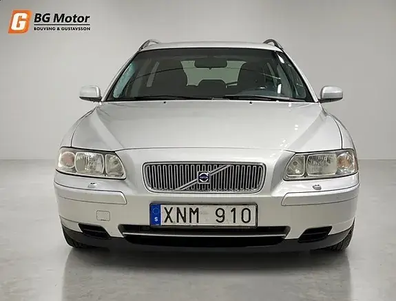 Volvo V70 2006 photo 2