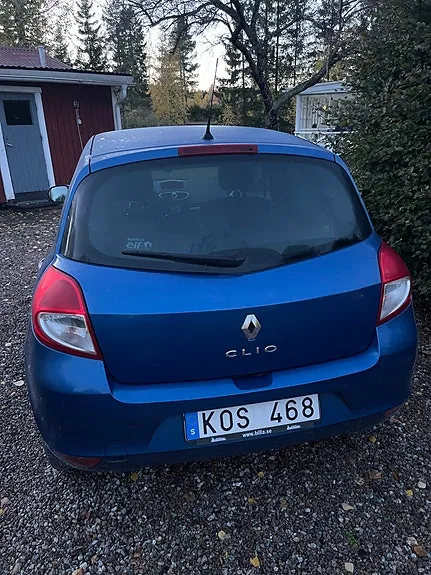 Renault Clio 2010 photo 4