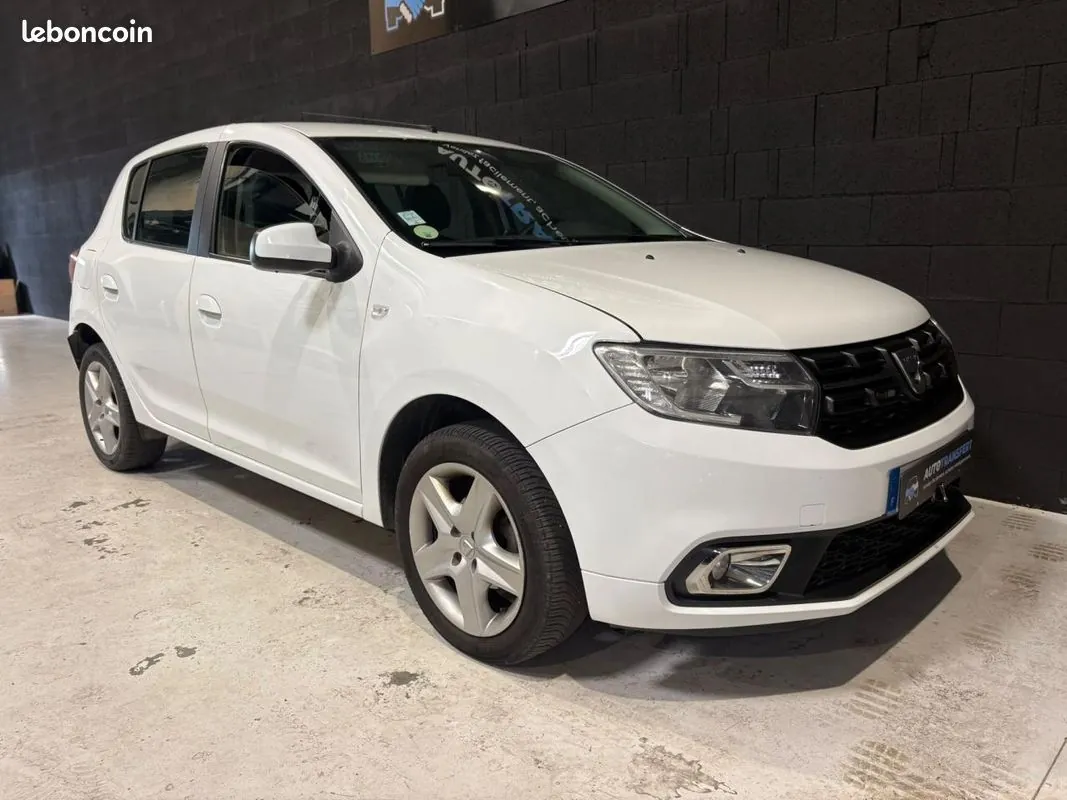 Dacia Sandero 2017 photo 3