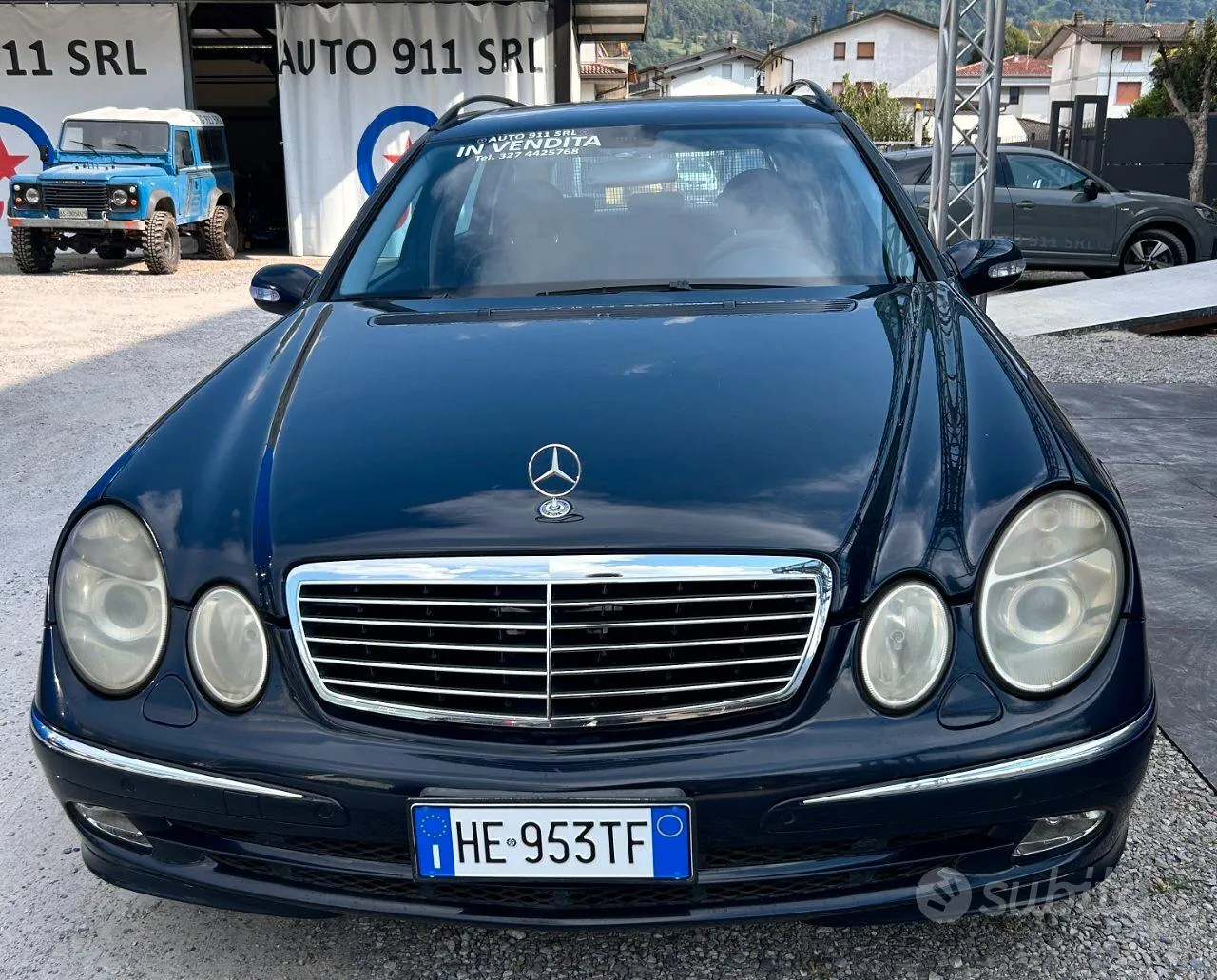 Mercedes-Benz E-Class 2004 photo 2