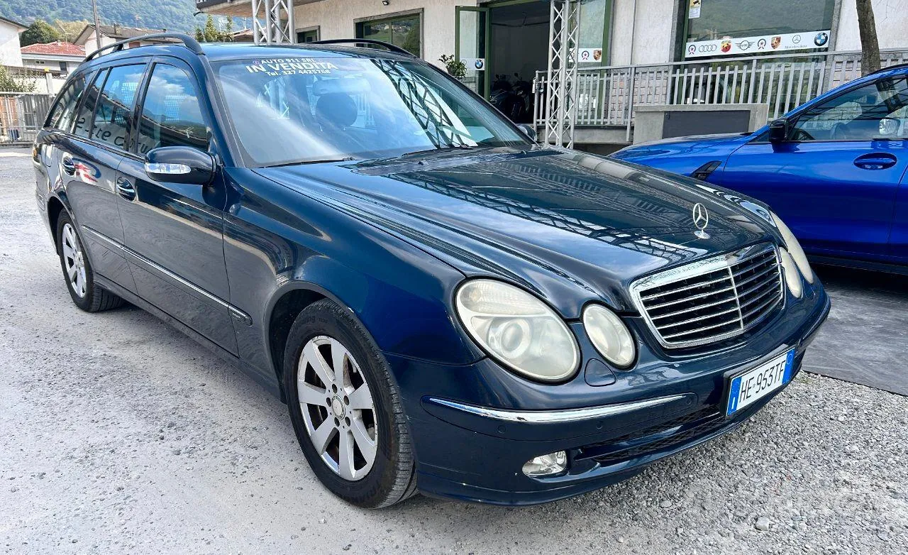 Mercedes-Benz E-Class 2004 photo 3