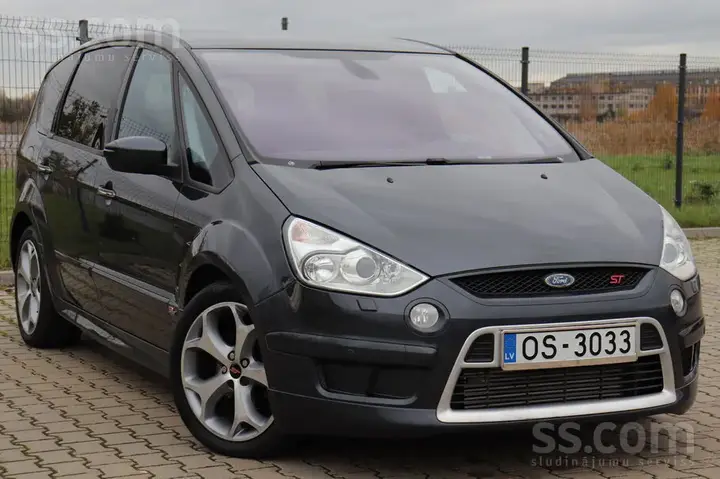 Ford S-Max