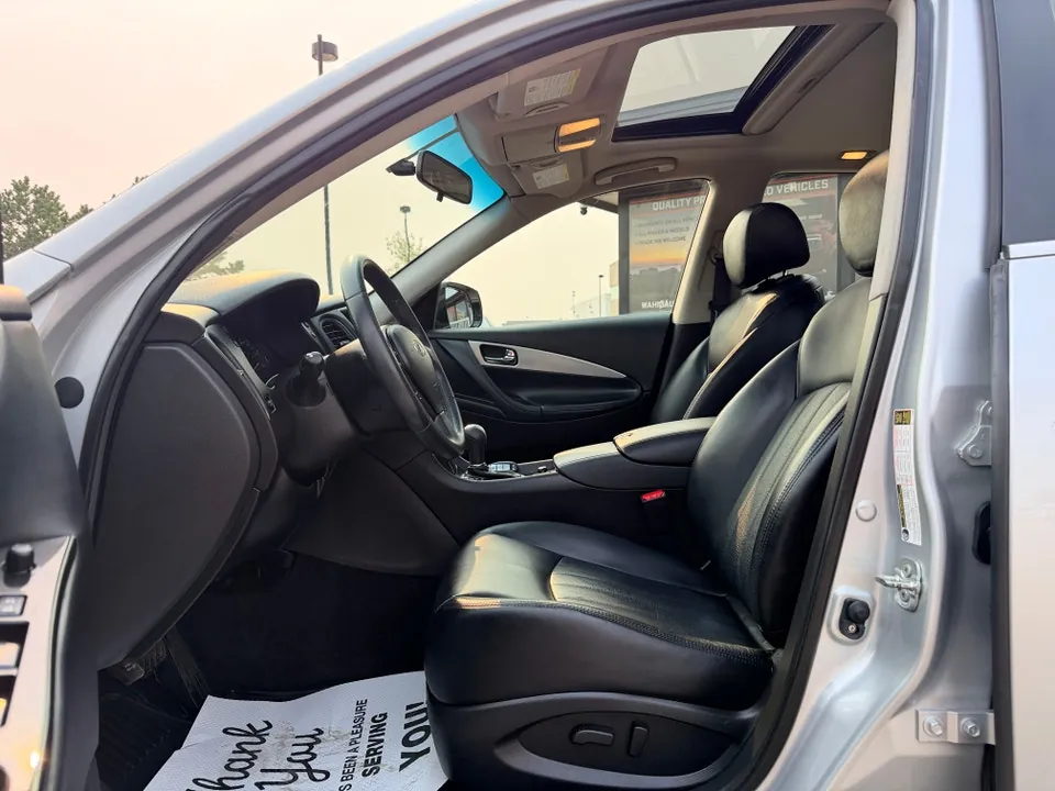 Infiniti Qx50 2016 photo 2