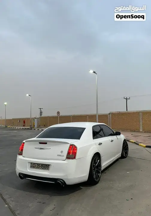 Chrysler 300 2013 photo 4