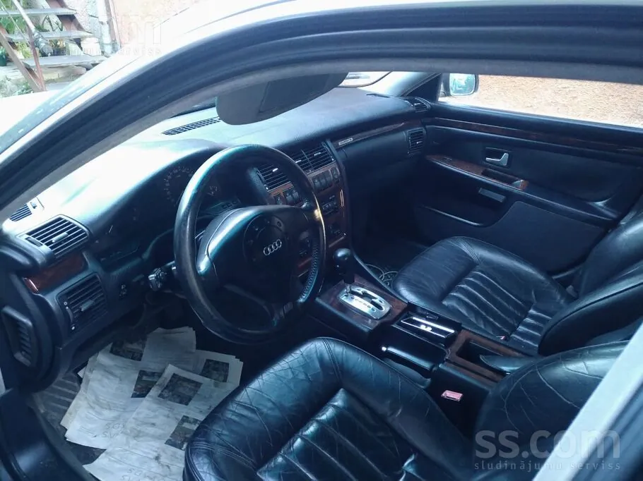 Audi A8 1997 photo 5
