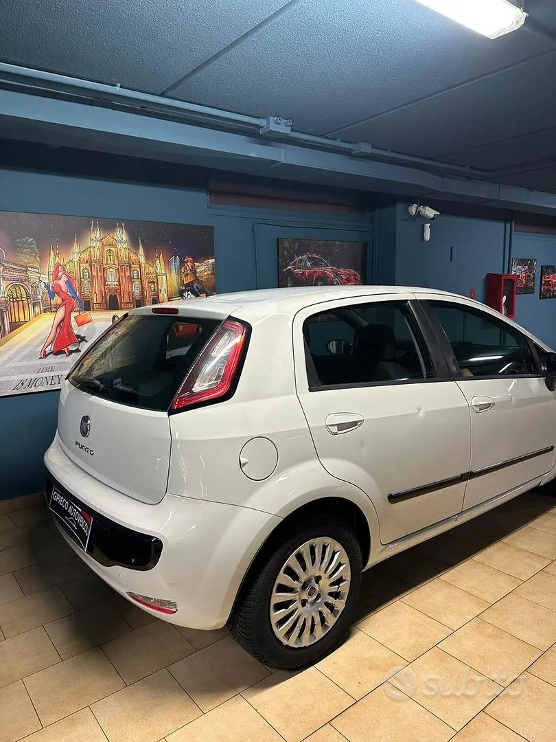 Fiat Punto Evo 2012 photo 5