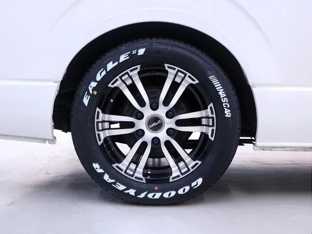 Toyota Hiace Wagon 2023 photo 5
