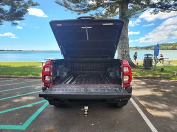 Toyota Hilux 2024 photo 5