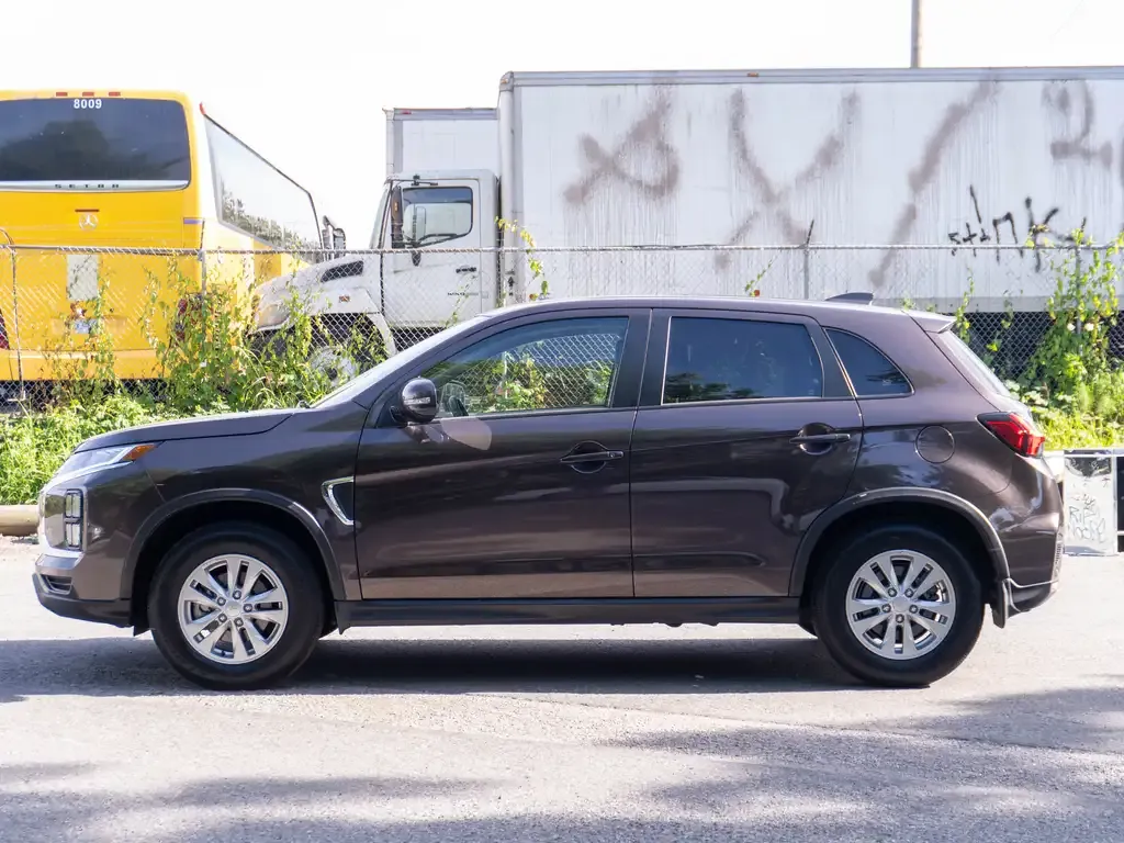 Mitsubishi Rvr 2023 photo 2