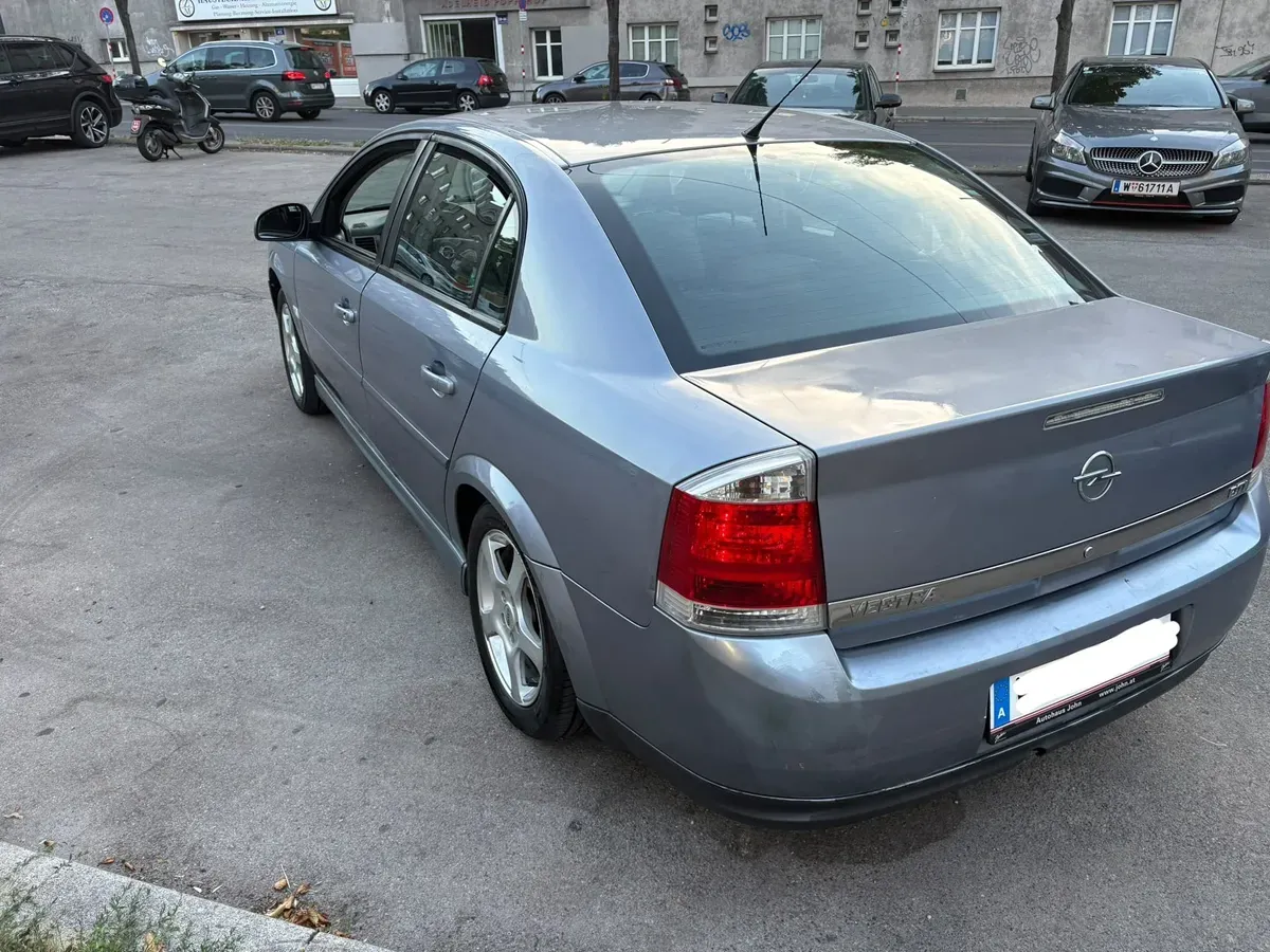 Opel Vectra 2005 photo 3