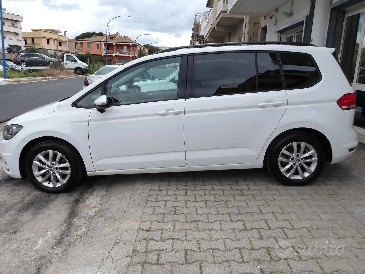 Volkswagen Touran 2016 photo 4