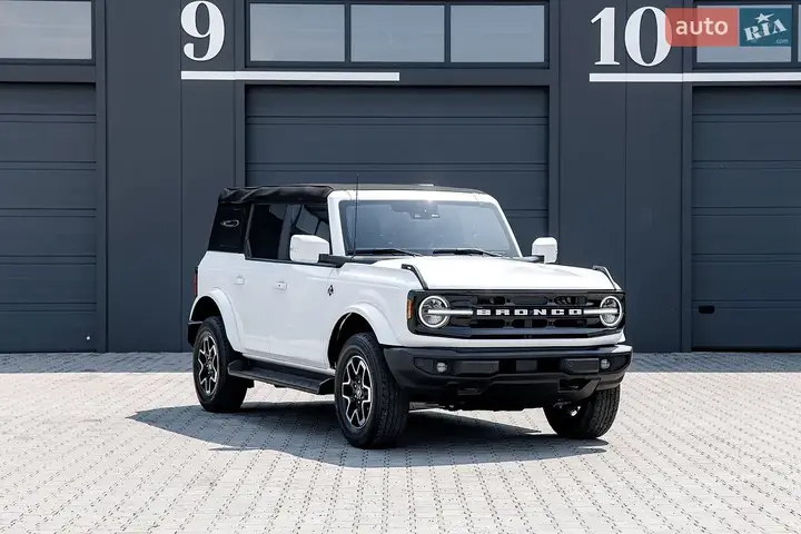 Ford Bronco 2025 photo 2