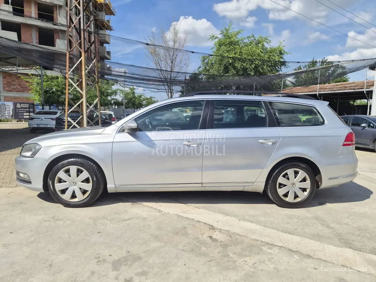 Volkswagen Passat 2012 photo 4