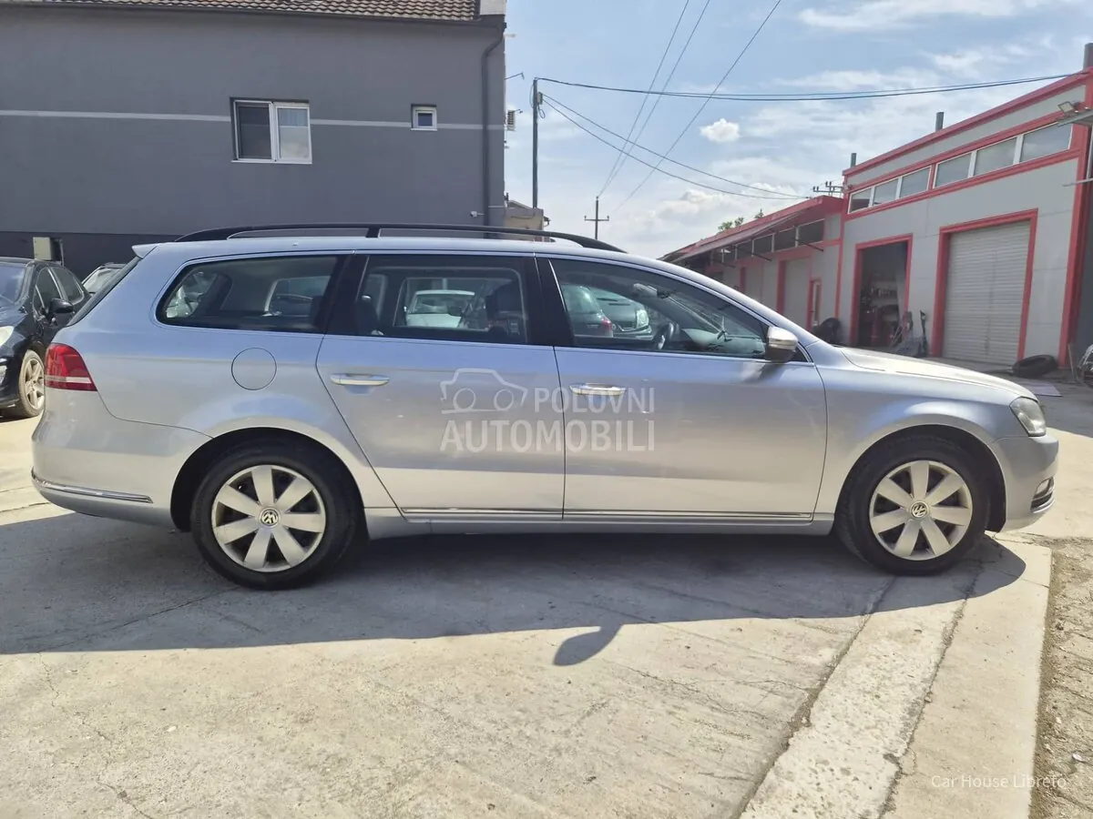 Volkswagen Passat 2012 photo 5