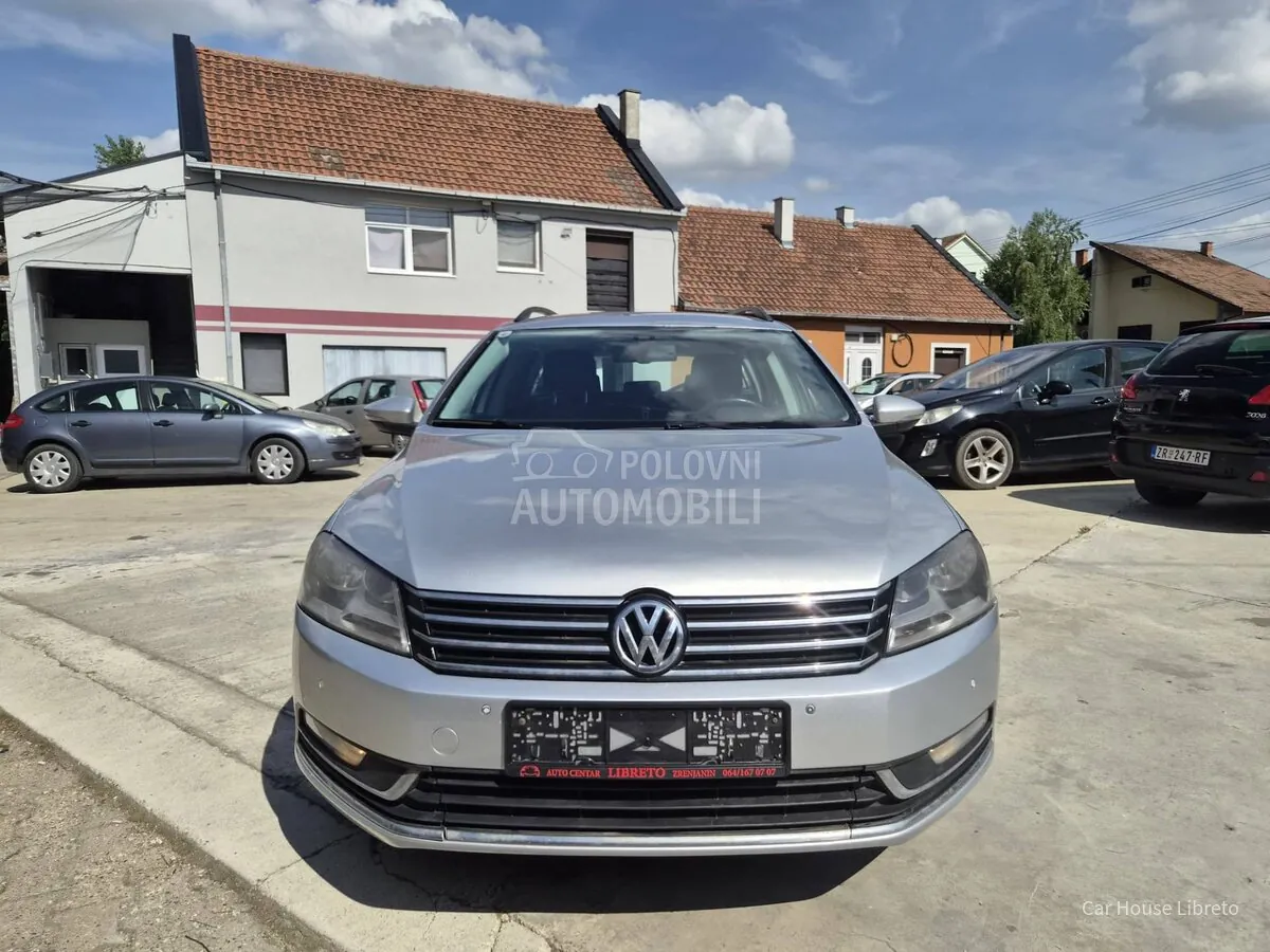 Volkswagen Passat 2012 photo 3
