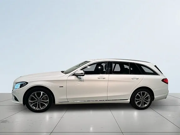 Mercedes-Benz C350 2018 photo 4