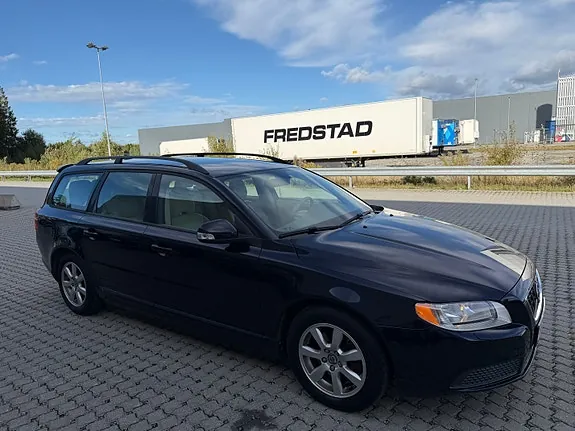 Volvo V70 2011 photo 5
