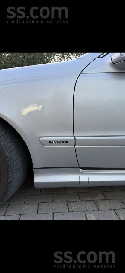 Mercedes-Benz Clk320 1999 photo 4