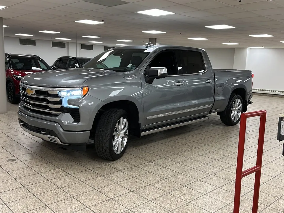 Chevrolet Silverado 1500 2023 photo 3