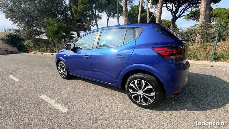 Dacia Sandero 2022 photo 3