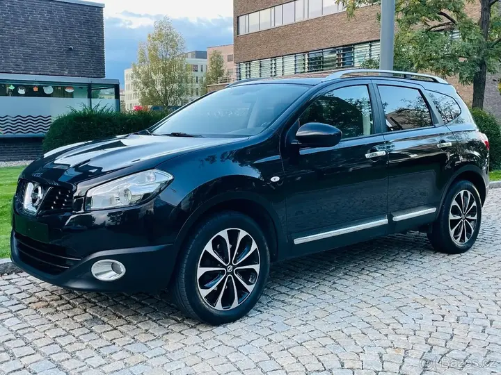 Nissan Qashqai 2011 photo 2