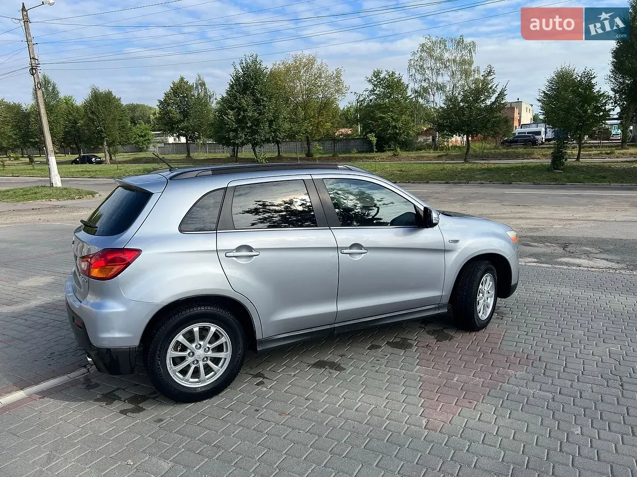 Mitsubishi Asx 2011 photo 4