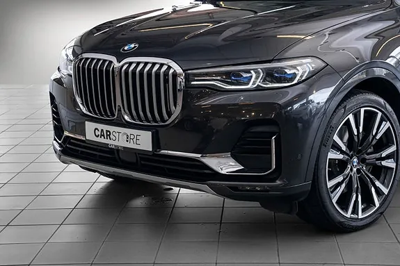 BMW X7 2021 photo 2