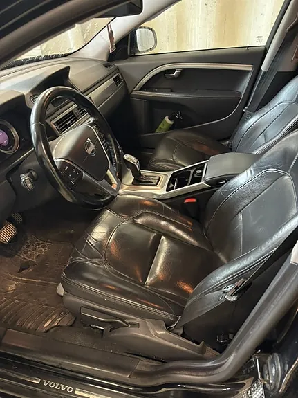 Volvo V70 2013 photo 4