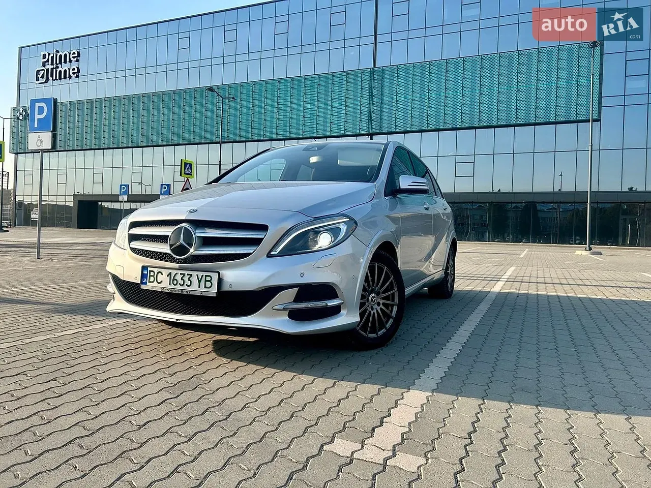 Mercedes-Benz B-Class 2017 photo 2