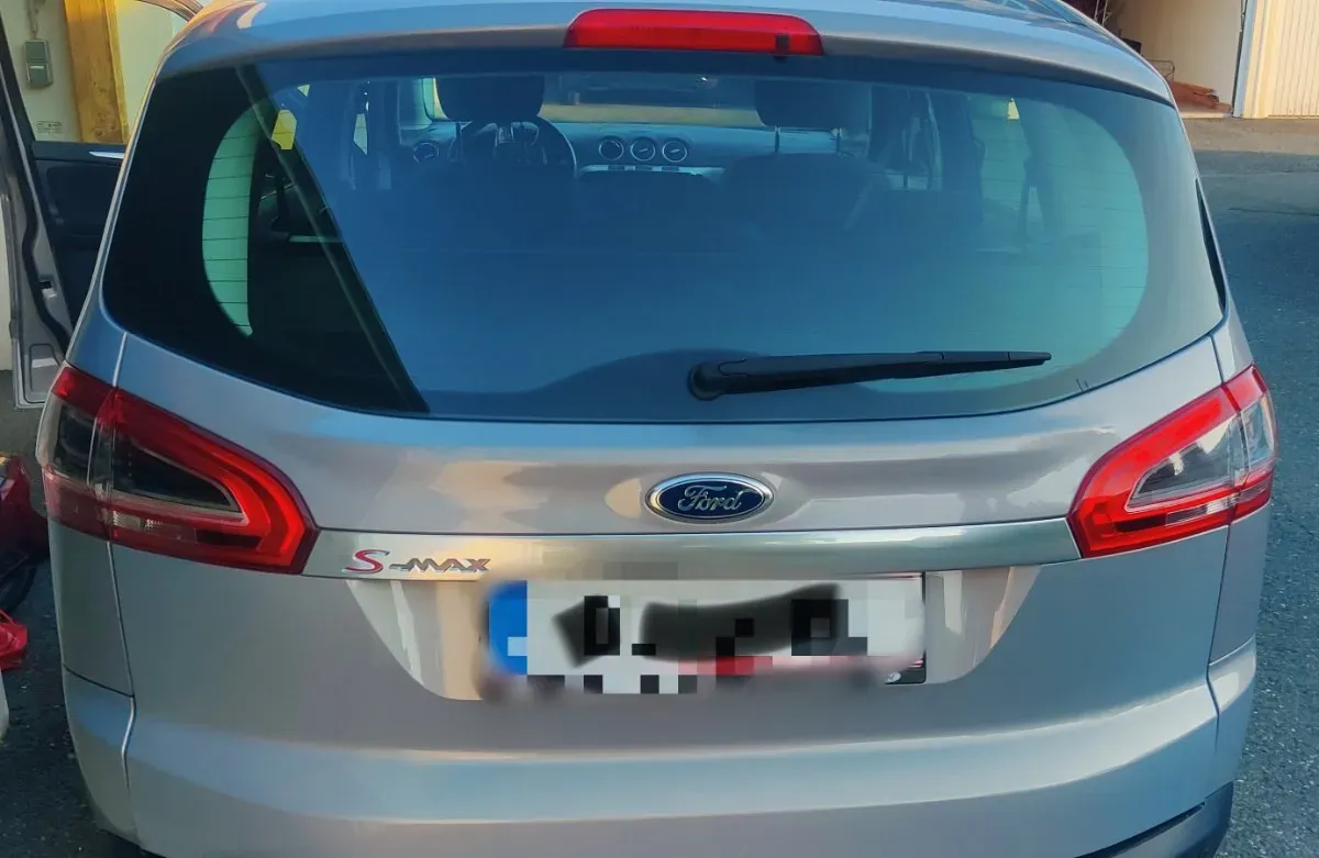 Ford S-Max 2014 photo 2