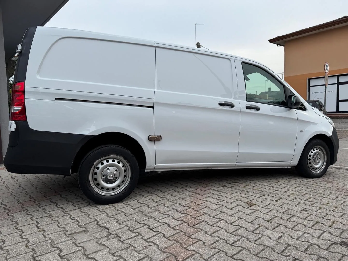 Mercedes-Benz Vito 2019 photo 5
