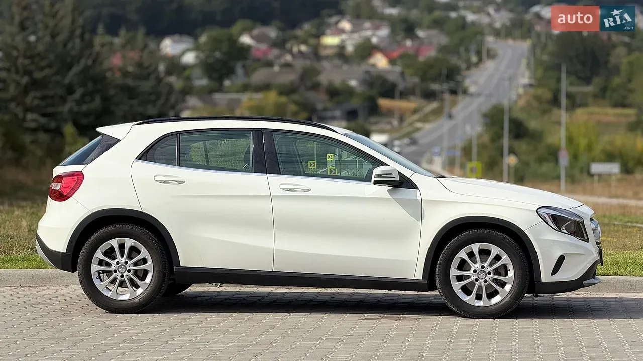 Mercedes-Benz Gla Class 2014 photo 4