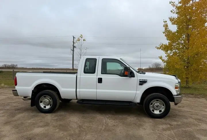 Ford F250 2008 photo 2