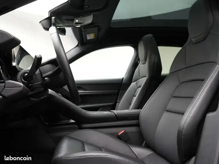 Porsche Taycan 2025 photo 5