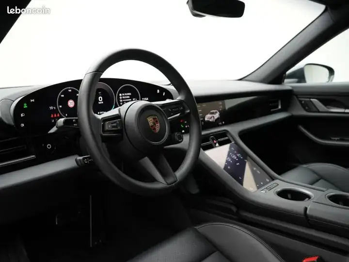 Porsche Taycan 2025 photo 4