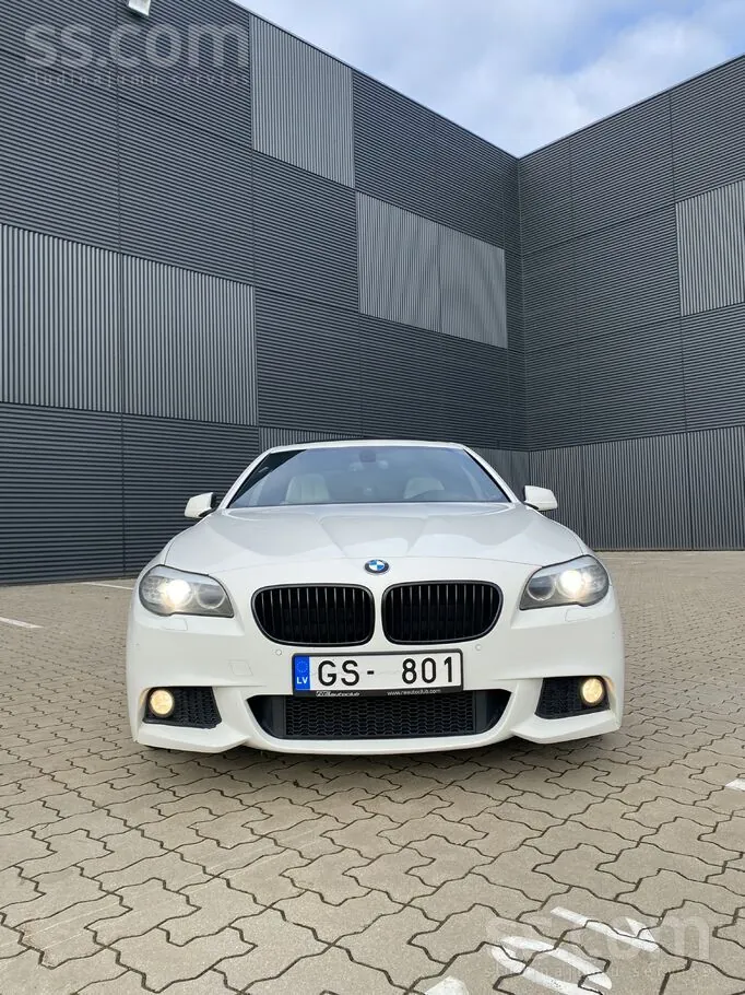 BMW 525 2010 photo 2